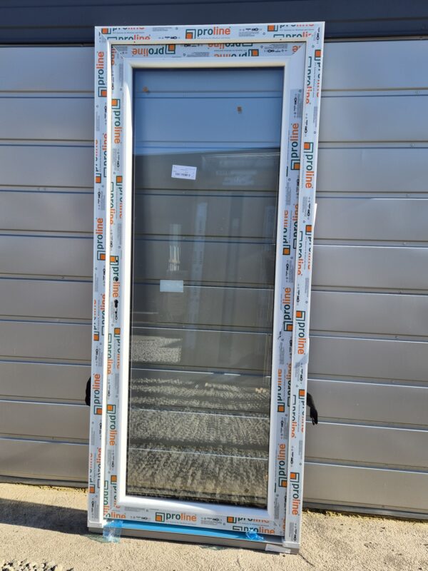 Plastikinės durys 89x205 su pilnu stiklu, išorė - antracitas, vidus baltas